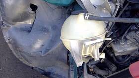 671-00303 Coolant Reservoir Fits 07-09 Sprinter 2500 434249