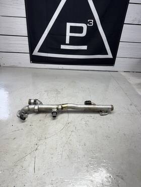 07l121071m Audi S6 S8 V10 C6 Engine Coolant Crossover Pipe