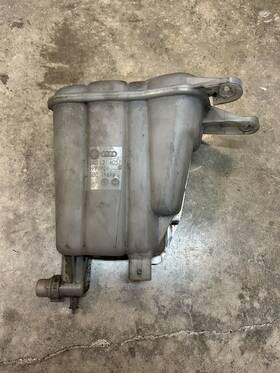 8k0121405f Audi 2009-2017 S4 S5 Q5 - Coolant Reservoir / Tank Bottle 8k0121405