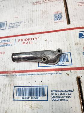 11121264600 Bmw Oem E12 E21 E28 E30 E34 M20 Coolant Connector Flange Cylinder Head