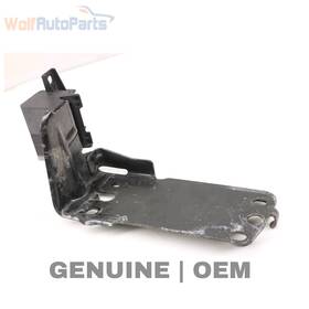 51647117811 Bmw 2006 325xi - Left Radiator Mount Bracket 7117811