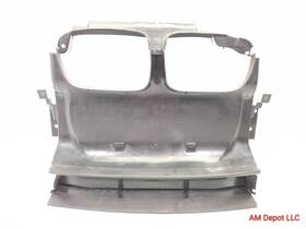 51718202831 Bmw 2002 330xi 330i 325i 325xi E46 Sedan Radiator Shroud Air Duct