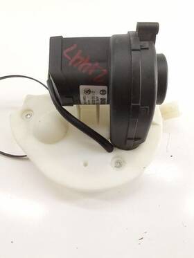 674.bm1b04 Bmw 2004 E46 325ci Cooling Fan Motor Bosch Oem Used 129017451829