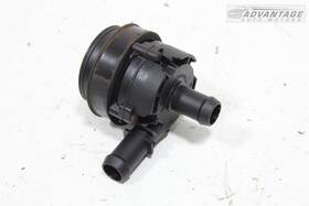 A0005000686 Bosch 2014-2019 Mercedes Benz Cla250 C117 Engine Coolant Auxiliary Water Pump Oem
