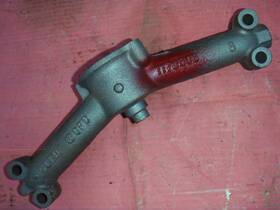 1170505 Buick 1956 56 322 Nailhead Water Cross Over Thermostat Housing Manifold
