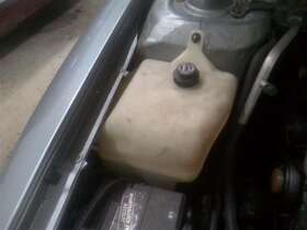 671.gm4t93 Buick Fluid Tank Bottle Lesabre 1993 Coolant Reservoir