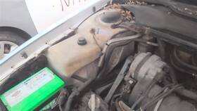 671.gm4t97 Buick Fluid Tank Bottle Lesabre 1997 Coolant Reservoir 1670341