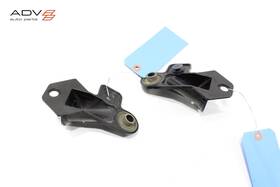 23233995 Cadillac Ats Radiator Support Upper Mount Bracket Oem 2013 - 2019 -set Of 2
