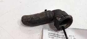 955.gm6q11 Cadillac Srx Radiator Hose Neck 2011 2012 2013 2014
