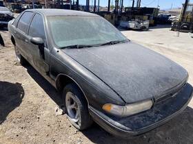 671.gm1s94 Chevrolet Caprice 1994 Coolant Reservoir 25993941