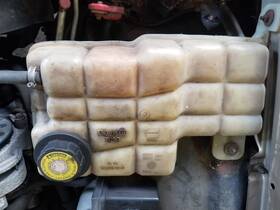 671.gm1s96 Chevrolet Caprice 1996 Coolant Reservoir 634351
