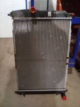 675-02732 Chevrolet Radiator With Ac Fits 04-08 Swift 891943
