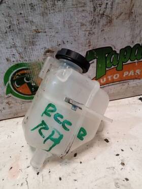 671.gm8523 Chevrolet Truck Bolt Euv 2023 Coolant Reservoir 3654387