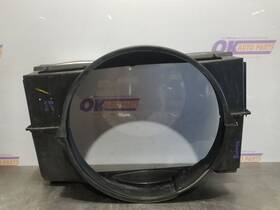 673.gm8298 Chevrolet Truck 98 1998 Chevy Tahoe 5.7l Radiator Shroud