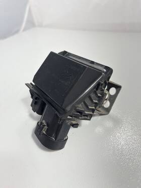 9673999880 Citro N Citroen C4 Peugeot Radiator Fan Cooling Resistor Relay
