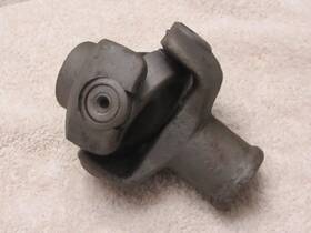 A-7090 Ford Model A U Joint 6 Spline