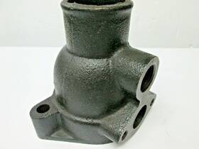 B6q-8592-a Ford Nos 52 56 Big Truck F7 F8 C-800 279 317 Cu In Water Outlet B6q-8592
