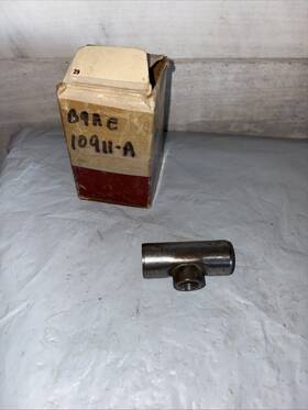 B9ae-10911-a Ford Vintage Nos 1959 Heat Indicator Bulb Adapter Buying 1