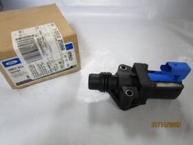 Bm5z-8c605c Ford Genuine Oem Engine Coolant Bypass Valve