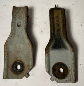 C7sz-8125-c Ford 1969-70 Ltd Upper Radiator Mounts Lh And Rh With Insulators Original
