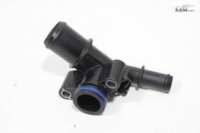 Gn1z-8k556-c Ford 2020-2022 Escape Engine Cooling Coolant Water Outlet Adapter Connector Oem