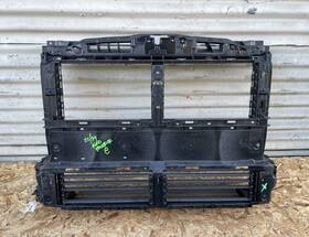 Nz6b84 Ford 2022 - 2024 Maverick Radiator Support Grille Grill Air Shutter Oem