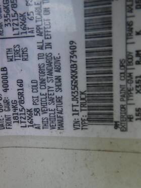 671.fd8789 Ford Truck F350 1989 Coolant Reservoir 30572742