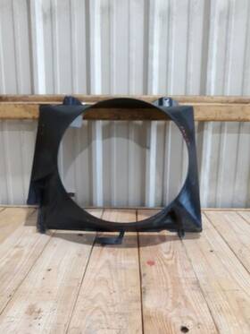 673.fd8x09 Ford Truck 2009 E250 Radiator Shroud
