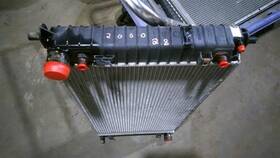 675-02462b Ford Truck Radiator 8-280 With Tow Package Fits 97-03 F150 Pickup 974423