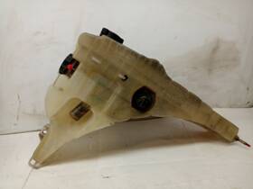 A05-25263-00 Freightliner 671.flhc13 Cascadia Radiator Coolant Reservoir 11577454