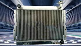 Svzsb748s Fsmotoracing Radiator For Toyota Landcruiser 60 Series Fj60 Fj61 Fj62 3f 3f-e Mt 4.0l 6cyl