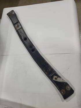 15176209 General Motors 2002-2009 Envoy Trailblazer Bravada Radiator Support Tie Bar Brace Oem