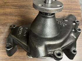3953692 General Motors Water Pump Gm 69 Z28 Camaro Small Block Original Factory H 6 8 Nice
