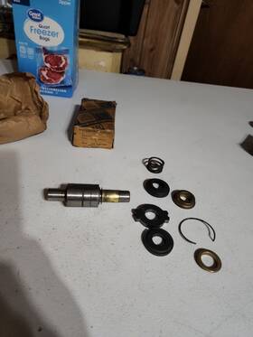 509138 General Motors Chevrolet Pontiac Oldsmobile Nos 1933-1948 Water Pump Shaft Kit Gm Oem Chevy Original