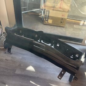 51-74-7-255-413 Genuine Bmw Upper Duct Like New
