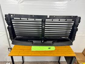 86586453 Gmc Sierra 1500 2022-2024 Shutter Oem