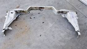 109-01062 Gmc Truck 17 Savana 2500 Lower Radiator Core Support Structure 4.8l White