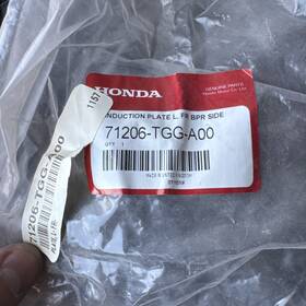 71206-tgg-a00 Honda Genuine Plate L Front Bumper Side Induction