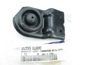 253332l000 Hyundai New - Oem Radiator Mount Bracket Upper For 2009-12 Elantra Wagon Only