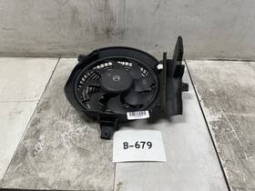 26xxx Hyundai 97730 2003 Santa Fe Front Right A/c Condenser Fan Oem