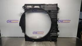 673.in1x20 Infiniti 20 Qx80 5.6l Radiator Shroud Only
