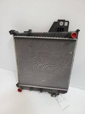 05183562aa Jeep 2006 06 Liberty 3.7l Radiator Without Filler Neck