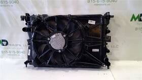 68430444aa Jeep Renegade 2019 - 2023 1.3l Engine Cooling Radiator With Fan Oem