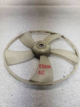 16361-31090 Lexus 2006-2008 Is250 Driver Left Fan Blade