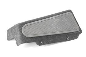 981305890 Maserati Quattroporte Lh Left Side Foot Rest Panel Black Used P/n