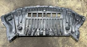 212-520-24-23 Mercedes-benz 12-14 W218 Cls550 Front Deflector Splash Shield Guard Oem