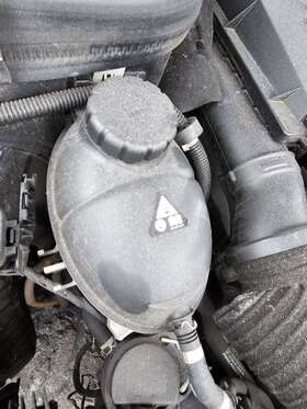 671-50442 Mercedes-benz 2012-2017 Cls550 Coolant Reservoir Bottle