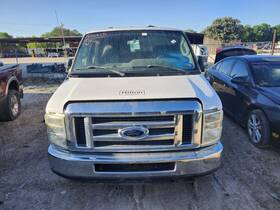 675-00196 Mercedes-benz Radiator 8-330 Thru 10/04/09 Fits 08-10 Ford E150 Van 376829