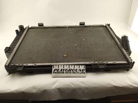 A2025007803 Mercedes-benz Slk320 R170 Cooling Radiator 3.2l V6 6 Cylinder Fits 1999-2003 99 00