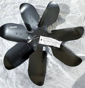 2843225 Mopar 1967 383 440 Big Block B-body 7 Blade Fan 18 Inch High Capacity